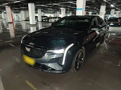 Cadillac CT4 2022