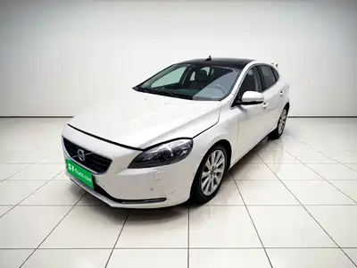 Volvo V40 2015