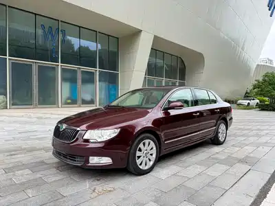 Škoda Superb 2013