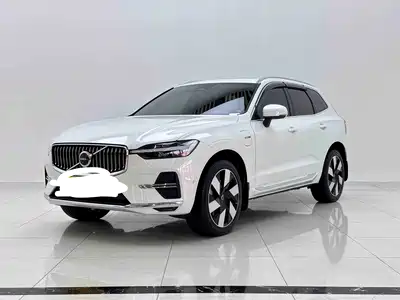 Volvo XC60 Plug-in Hybrid 2024