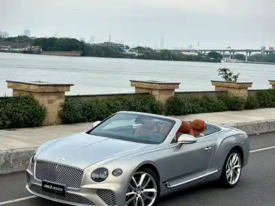 Bentley Continental 2021