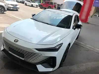 Changan UNI-V iDD 2023