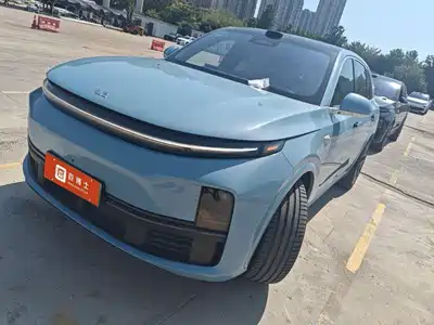 Li Auto L7 2025