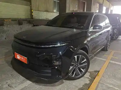 Li Auto L6 2026