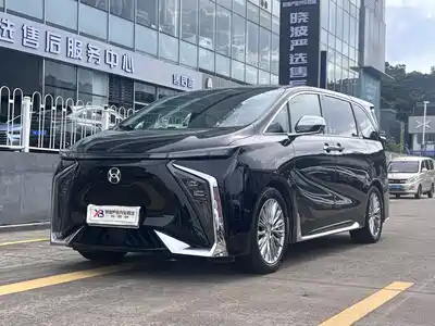 Hycan Auto V09 2024