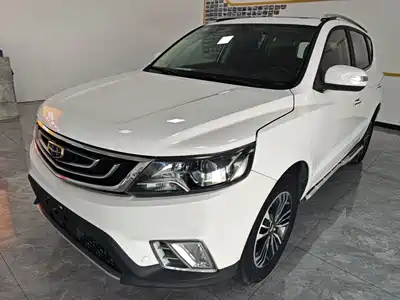 Geely Emgrand X6 2016