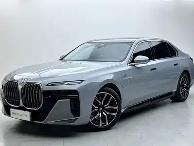 BMW i7 2023