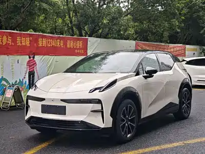ZEEKR X 2024