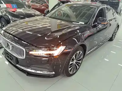 Volvo S90 2024