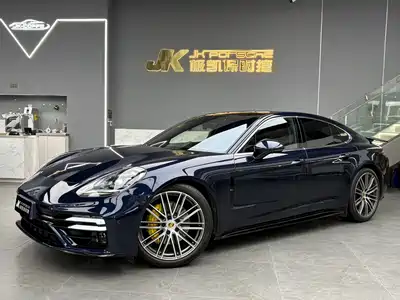 Porsche Panamera 2018