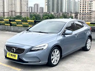 Volvo V40 2018