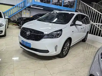 Buick GL8 2022