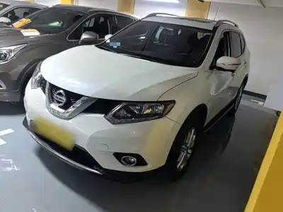 Nissan X-Trail 2015