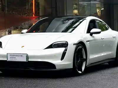 Porsche Taycan 2024