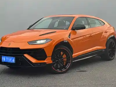 Lamborghini Urus 2025