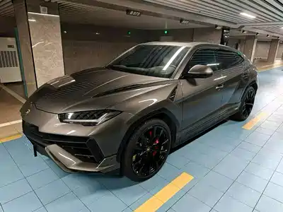 Lamborghini Urus 2024