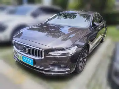 Volvo S90 Plug-in Hybrid 2020