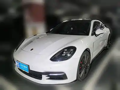 Porsche Panamera 2019