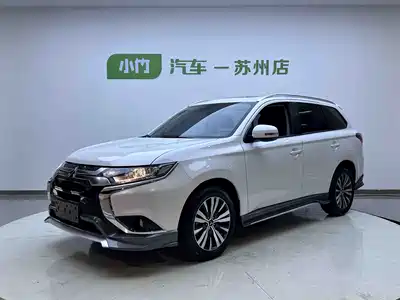 Mitsubishi Outlander 2023