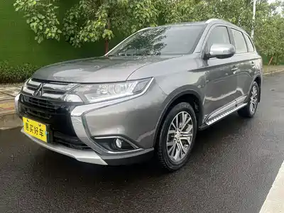 Mitsubishi Outlander 2018