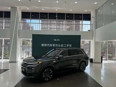 Li Auto L7 2025