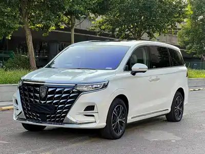 Roewe iMAX8 EV 2025
