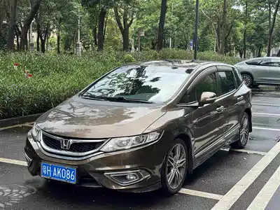 Honda Jade 2016