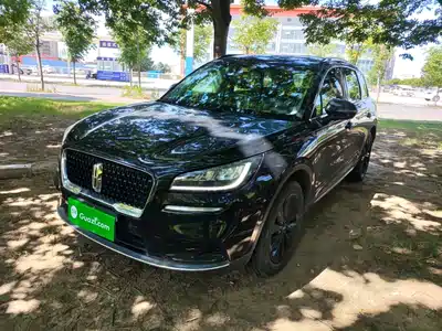 Lincoln Adventurer 2022