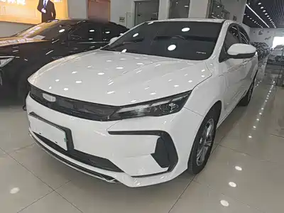 Geely Emgrand L HiP 2025