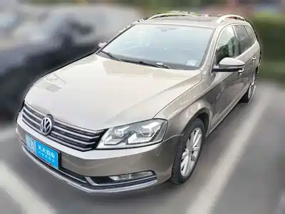 Volkswagen Magotan (Import) 2015