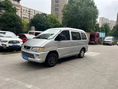 Dongfeng Fengxing Lingzhi 2015