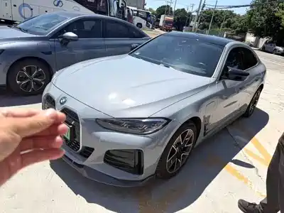 BMW i4 2023