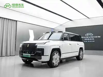 Yangwang U8 L 2026