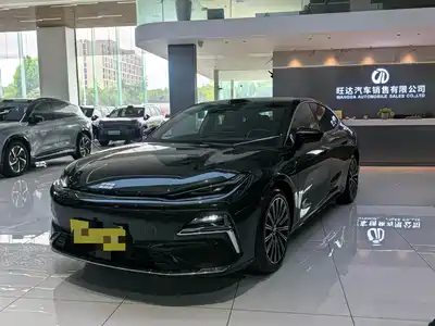 Geely Galaxy Xingyao 8 2025