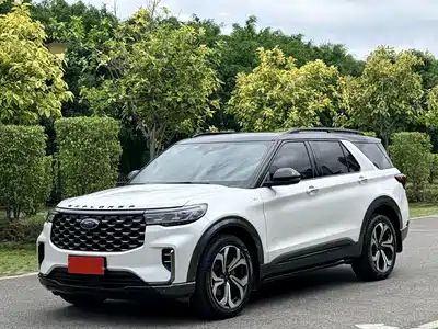 Ford Explorer 2023