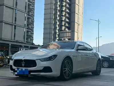 Maserati Ghibli 2015