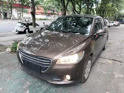 Peugeot 301 2014