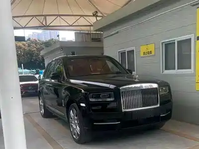 Rolls-Royce Cullinan 2025