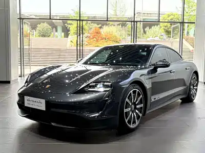Porsche Taycan 2023