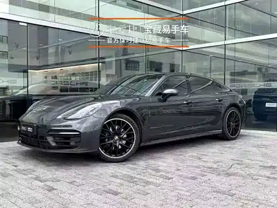 Porsche Panamera 2024