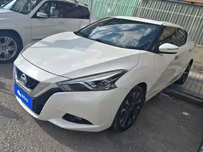 Nissan Bluebird 2019