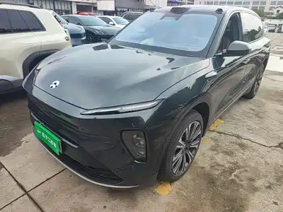 NIO ES8 2023