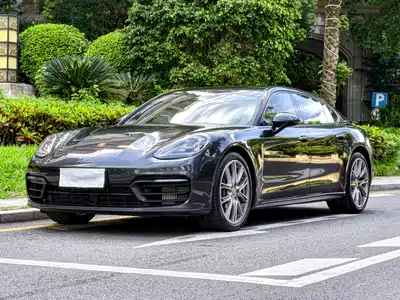 Porsche Panamera 2022