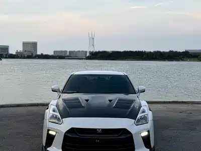 Nissan GT-R 2013