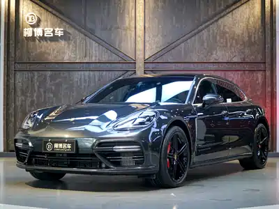 Porsche Panamera 2019
