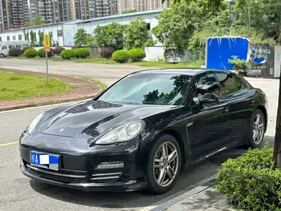 Porsche Panamera 2013