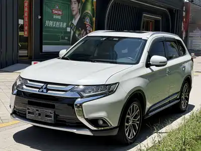 Mitsubishi Outlander 2017