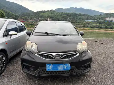 BYD F0 2015