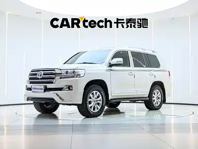 Toyota Land Cruiser 2013
