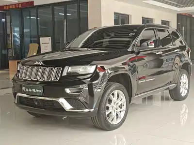 Jeep Grand Cherokee (Import) 2015